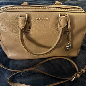 Michael Kors Crossbody Purse
